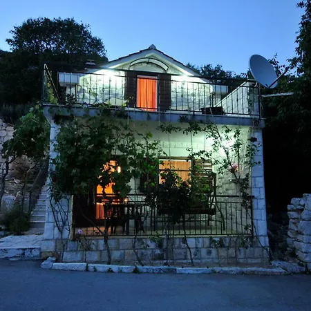 Ivan Vila Trogir
